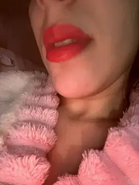 Mimisixo online show from January 13, 2026, 11:21 pm