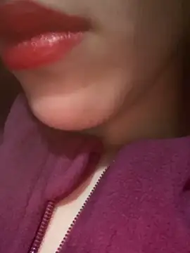 Mimisixo online show from April 9, 2026, 10:59 pm