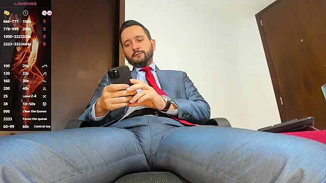 KarlBoss1 online show from October 25, 2025, 1:29 pm