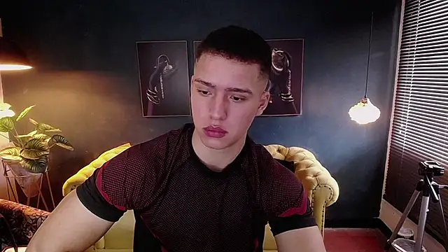 deivid parker online show from December 5, 2025, 2:03 pm