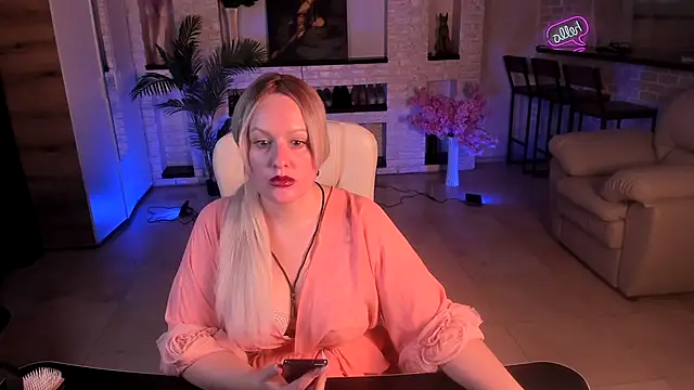 MariemLui online show from October 12, 2025, 11:09 am