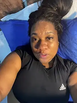 Snapshot of Sam_Blue chatting on July 7, 2026, 12:42 pm Sam Blue online show from July 7, 2026, 12:42 pm