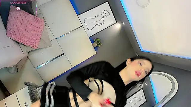 SabrinaAbasali online show from November 11, 2025, 4:45 am