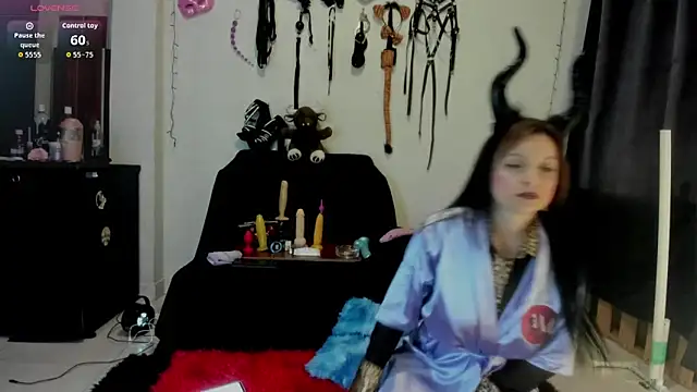 Snapshot of angierot2025 chatting on November 14, 2025, 12:42 am angierot2025 online show from November 14, 2025, 12:42 am