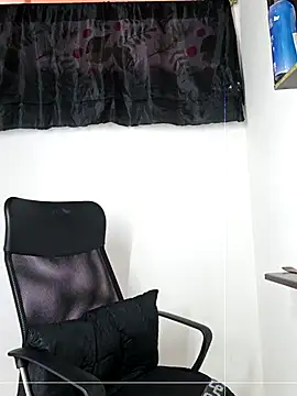 angierot2025 online show from July 28, 2026, 8:52 pm
