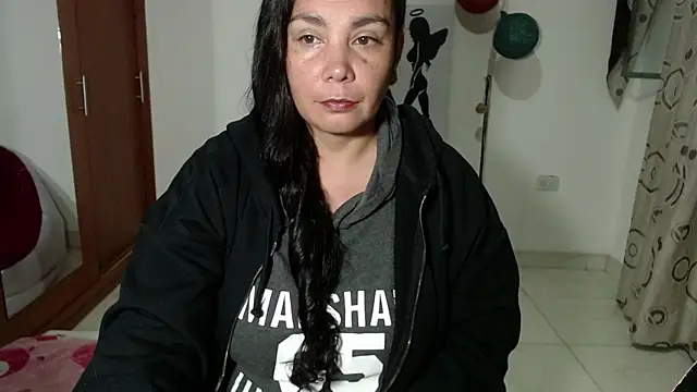 Vivian milf paint online show from October 1, 2025, 3:56 am