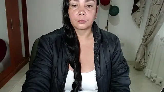 Vivian milf paint online show from November 8, 2025, 10:59 am