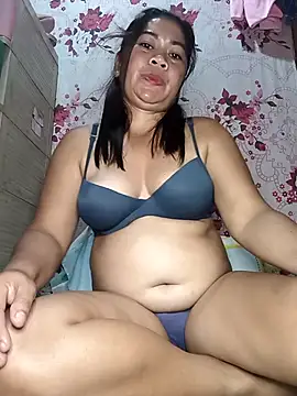 Snapshot of sexybitch_02 chatting on October 22, 2025, 12:16 pm sexybitch 02 online show from October 22, 2025, 12:16 pm