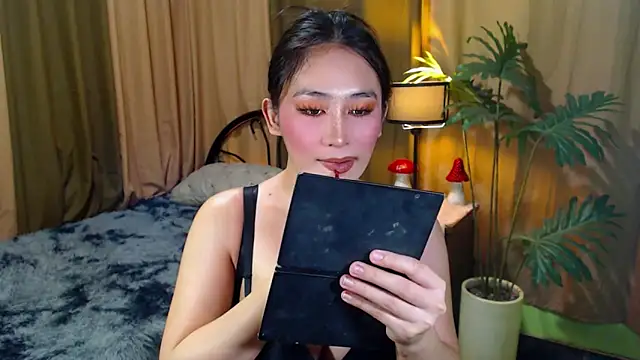 MALICIOUS EVA online show from November 9, 2025, 10:41 pm