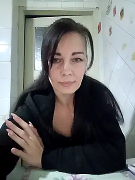 Adeline3302 online show from February 15, 2026, 3:31 pm