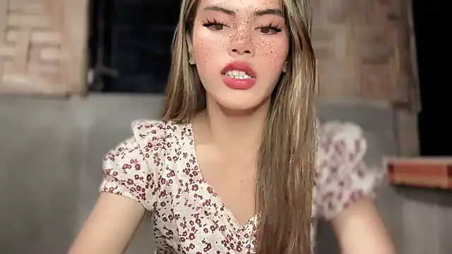 Snapshot of serpenthena_goddess chatting on October 15, 2025, 8:09 pm serpenthena goddess online show from October 15, 2025, 8:09 pm