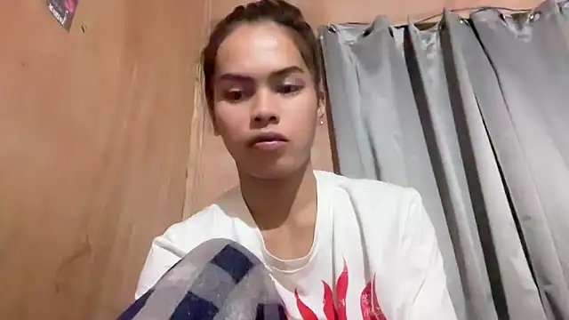 Snapshot of serpenthena_goddess chatting on November 9, 2025, 9:57 pm serpenthena goddess online show from November 9, 2025, 9:57 pm