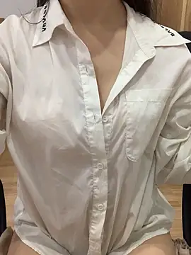 Snapshot of Keysha8386 chatting on November 4, 2025, 8:13 am Keysha8386 online show from November 4, 2025, 8:13 am