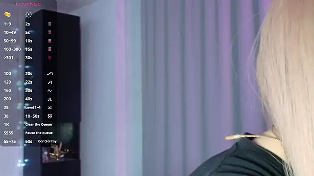 Snapshot of PieraMarch chatting on October 20, 2025, 7:47 pm PieraMarch online show from October 20, 2025, 7:47 pm