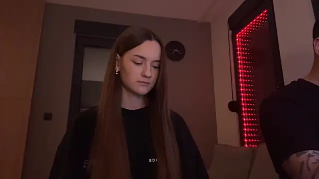 Snapshot of TenDouble chatting on November 16, 2025, 9:09 pm TenDouble online show from November 16, 2025, 9:09 pm