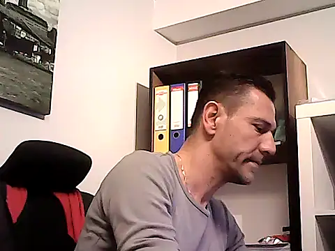 mastercharisma35 online show from April 8, 2026, 1:22 pm