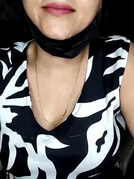 Horny Shalu online show from October 5, 2025, 6:06 pm