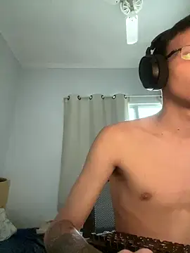 safadezanunes2 online show from December 19, 2025, 3:52 pm