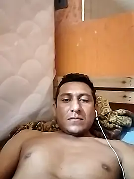 Snapshot of Albertmarc2 chatting on November 23, 2025, 2:17 pm Albertmarc2 online show from November 23, 2025, 2:17 pm