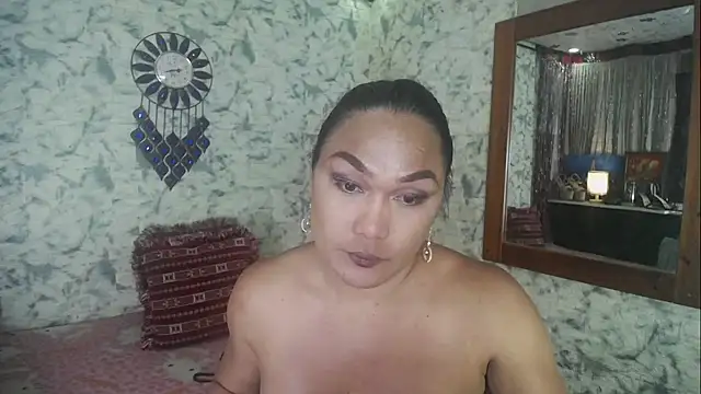 Snapshot of glamorousaMHARGA chatting on October 1, 2025, 5:41 pm glamorousaMHARGA online show from October 1, 2025, 5:41 pm