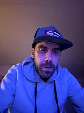 thepenisher777 online show from December 20, 2025, 6:09 am