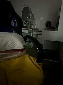 xixopuaff88 online show from October 3, 2025, 7:44 pm