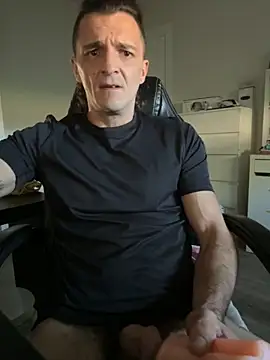 xixopuaff88 online show from November 7, 2025, 1:55 pm