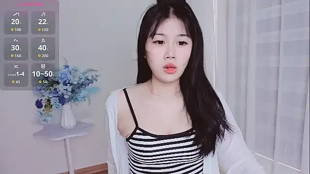 -Rose-Lucky- online show from October 16, 2025, 1:17 am