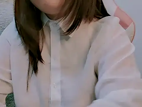 Alinee777 online show from April 11, 2026, 7:45 am