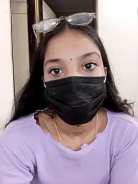 Snapshot of Cute_Rakhi8 chatting on November 21, 2025, 4:22 am Cute Rakhi8 online show from November 21, 2025, 4:22 am