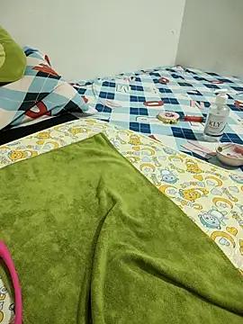 Yina219 online show from October 8, 2025, 1:47 am