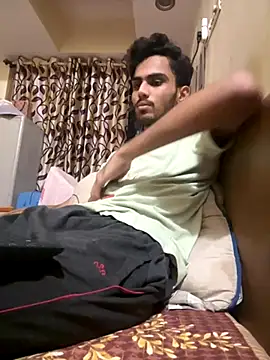 Snapshot of hoegupta chatting on October 6, 2025, 2:25 pm hoegupta online show from October 6, 2025, 2:25 pm