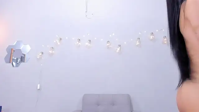 alianim online show from February 17, 2026, 7:31 pm