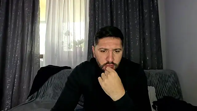 Gold Alpha Boy online show from October 3, 2025, 5:37 am