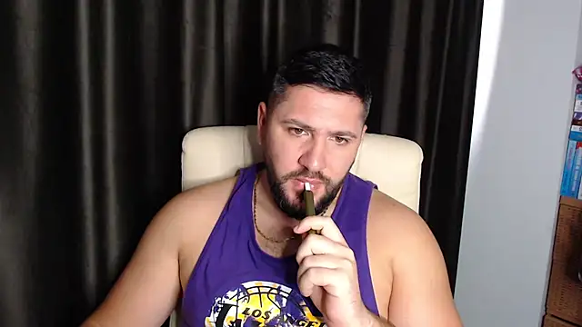 Gold Alpha Boy online show from November 7, 2025, 8:47 am