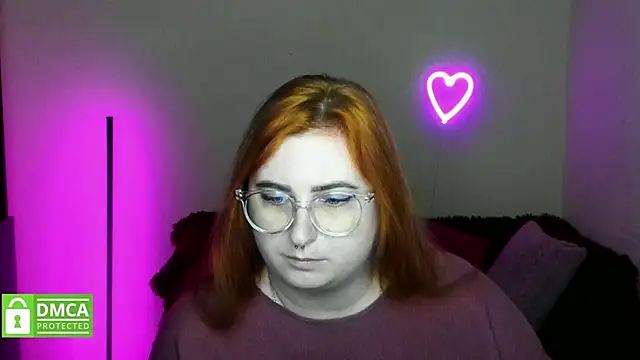 Alicia love00 online show from October 19, 2025, 11:22 am