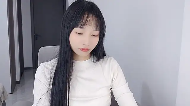 Lisa-3333 online show from October 29, 2025, 1:46 pm