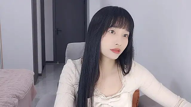 Lisa-3333 online show from December 14, 2025, 1:49 pm