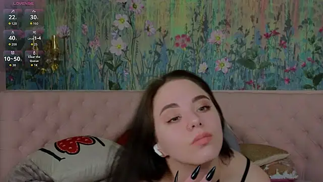 IvoryWood  online show from March 16, 2026, 5:06 pm