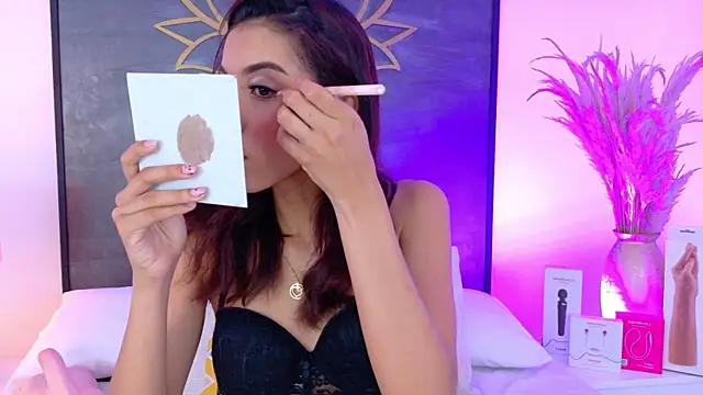 BellaHarper1 online show from November 12, 2025, 8:30 pm