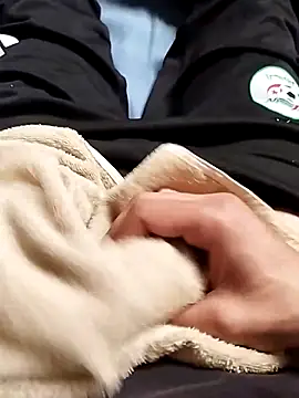 idhem   31 online show from March 22, 2026, 11:46 am