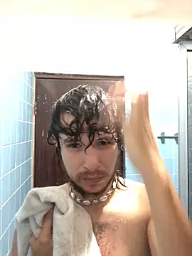 Luxx 14 online show from March 3, 2026, 3:51 pm