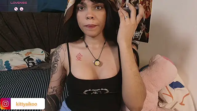 kitty aikooo online show from April 4, 2026, 11:02 pm