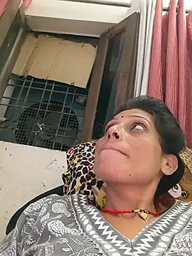 ISHANI-SINGH online show from October 14, 2025, 2:18 pm