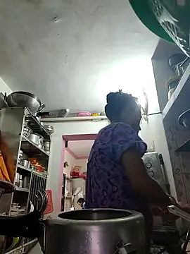 ISHANI-SINGH online show from November 6, 2025, 2:56 am