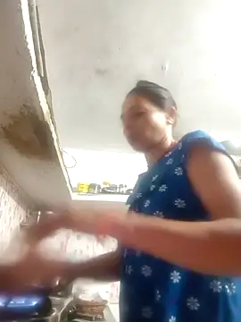 ISHANI-SINGH online show from April 1, 2026, 1:17 am