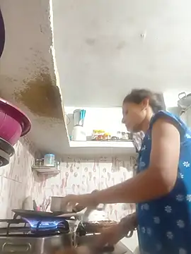 ISHANI-SINGH online show from July 4, 2026, 2:51 am