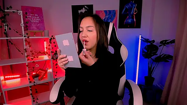 Snapshot of CindySparkl chatting on October 7, 2025, 3:47 am CindySparkl online show from October 7, 2025, 3:47 am