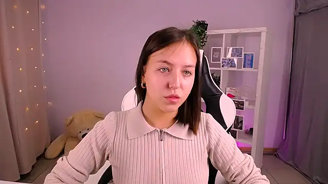 Snapshot of CindySparkl chatting on October 21, 2025, 3:51 am CindySparkl online show from October 21, 2025, 3:51 am