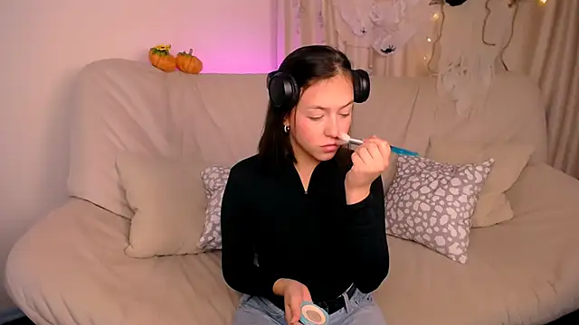 Snapshot of CindySparkl chatting on October 23, 2025, 3:50 am CindySparkl online show from October 23, 2025, 3:50 am